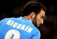 Ceni újabb világrekordja és Higuaín mesterhármasai